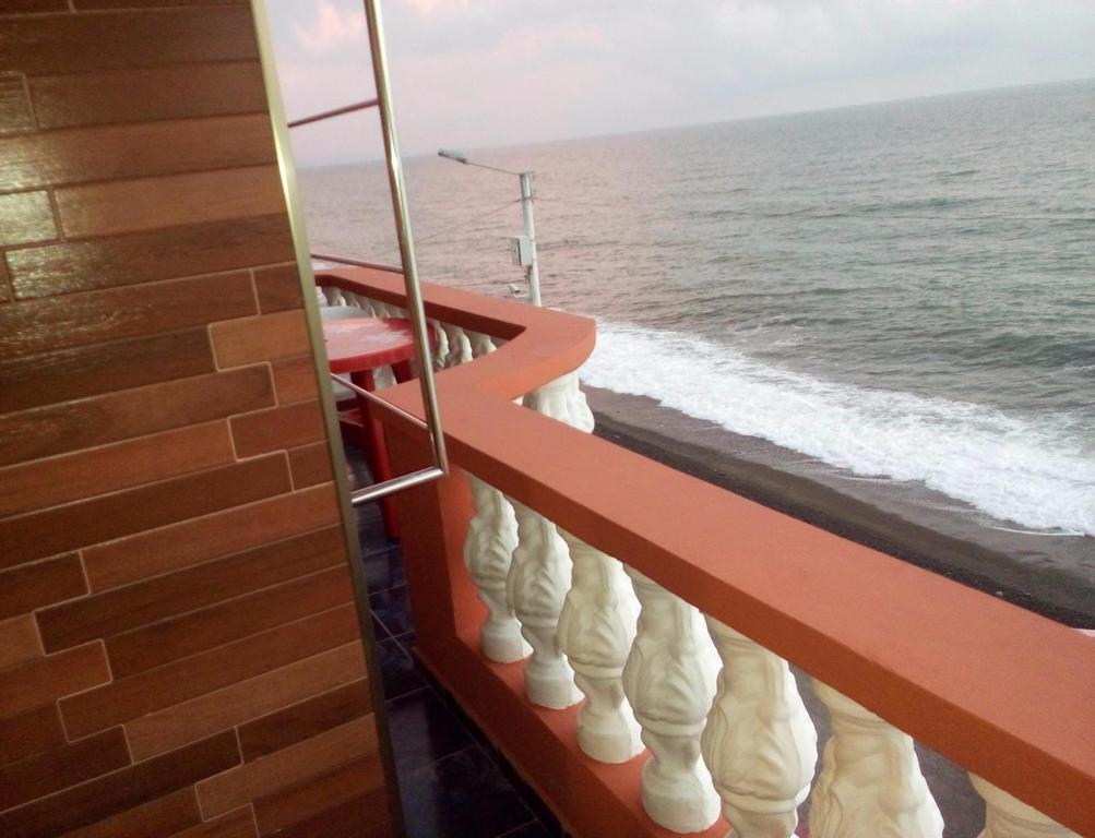 Guest House Rusalka Kobuleti Exterior foto