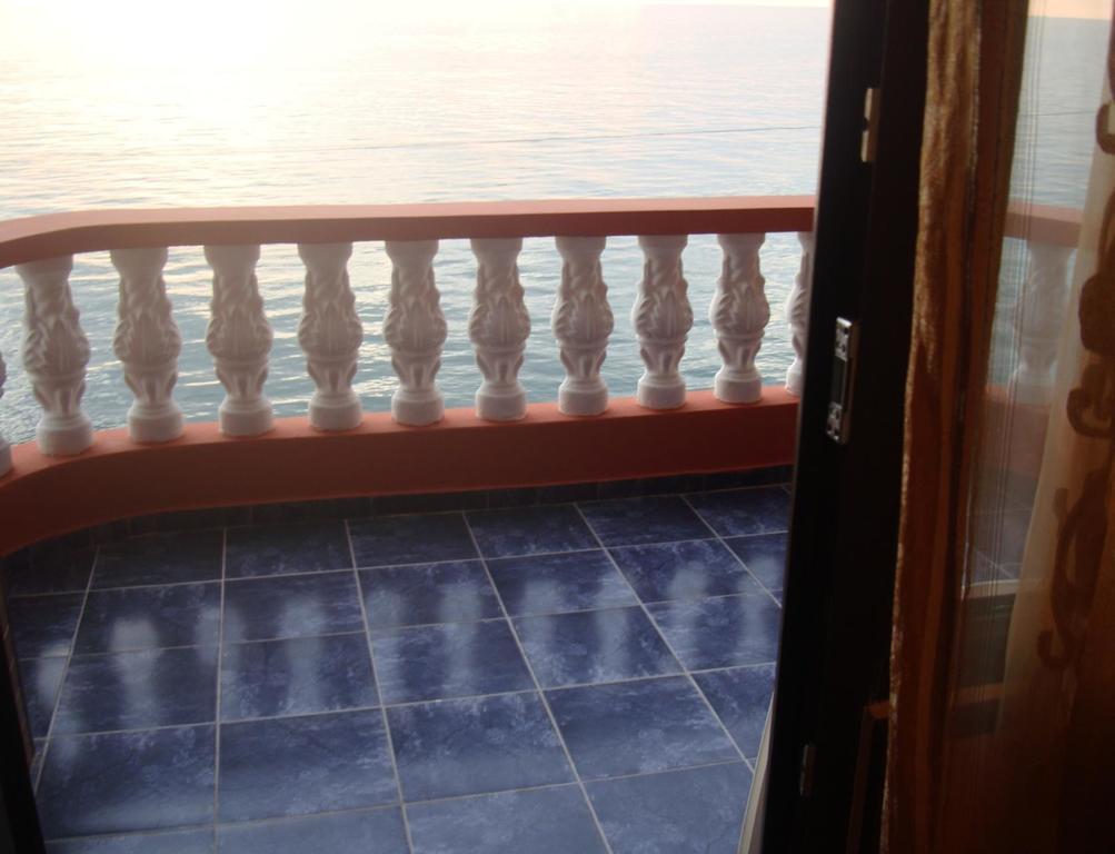 Guest House Rusalka Kobuleti Habitación foto