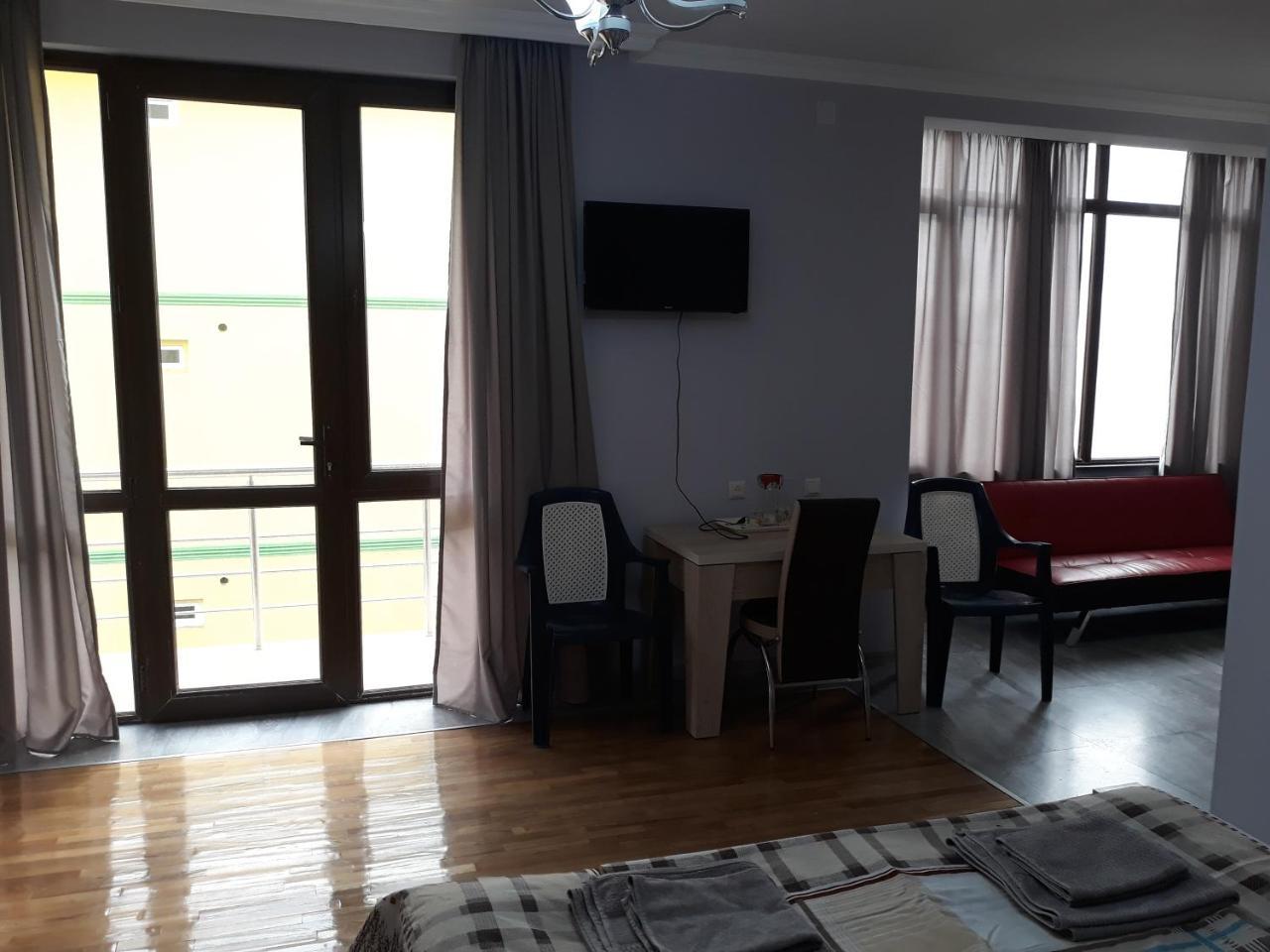 Guest House Rusalka Kobuleti Exterior foto